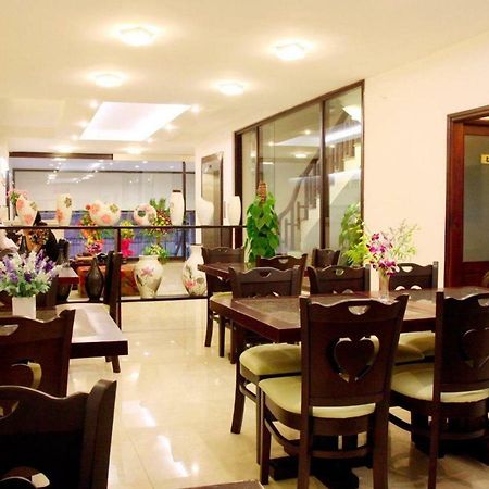 Happy Hotel Hanoi Buitenkant foto